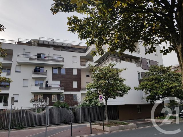 parking à louer - 13.0 m2 - BOISSY ST LEGER - 94 - ILE-DE-FRANCE - Century 21 Concept Immobilier