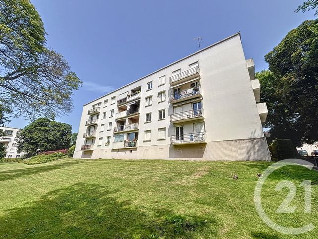 Appartement F3 à vendre - 3 pièces - 64.07 m2 - BRUNOY - 91 - ILE-DE-FRANCE - Century 21 Concept Immobilier